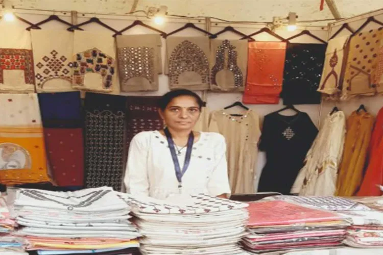 Gujarat's handloom and handicraft pieces
