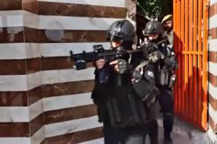  Jammu: NSG commandos conduct a mock drill as part of the security arrangements for Amarnath Yatra, in Jammu