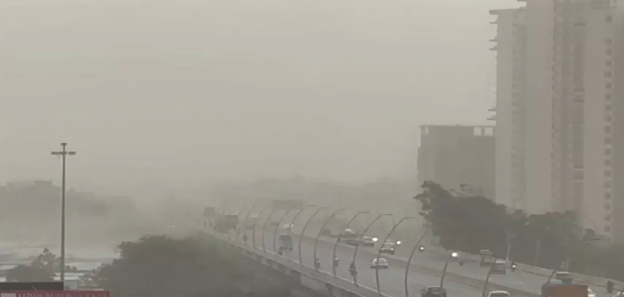 Dust storm visual from Noida