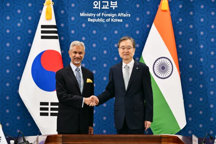 External Affairs Minister S Jaishankar with South Korean Foreign Minister Cho Hyun in Seoul