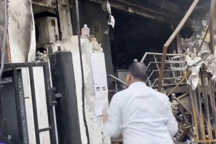 LDA issues notice to Aliganj building owners after fire tragedy