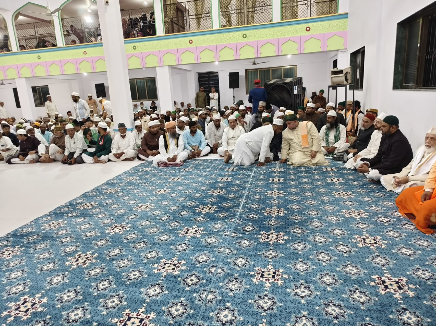https://www.awazthevoice.in/upload/news/1782888432sufi_1.png
