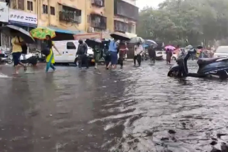 Visuals of water logging in Mumbai due to heavy rain