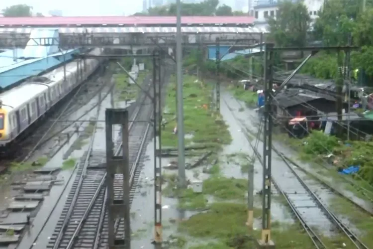 Visuals From Dadar Railway Station