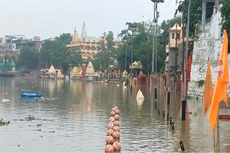 Temples near Ujjain's Ram Ghat submerged after heavy rainfall 
