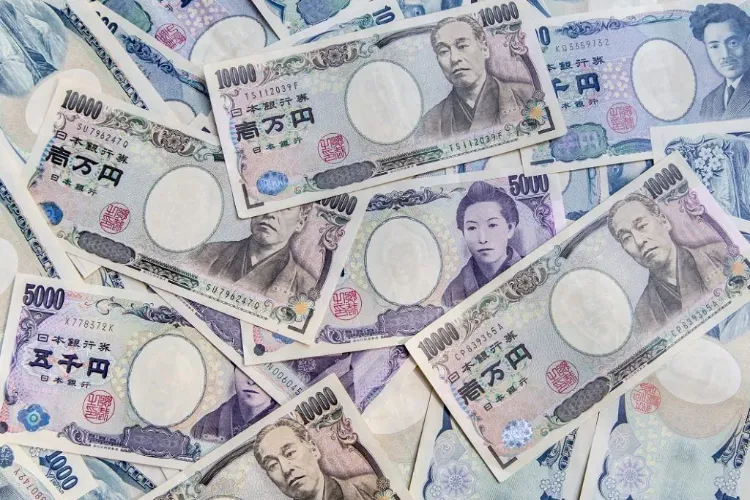 Japanese currency yen