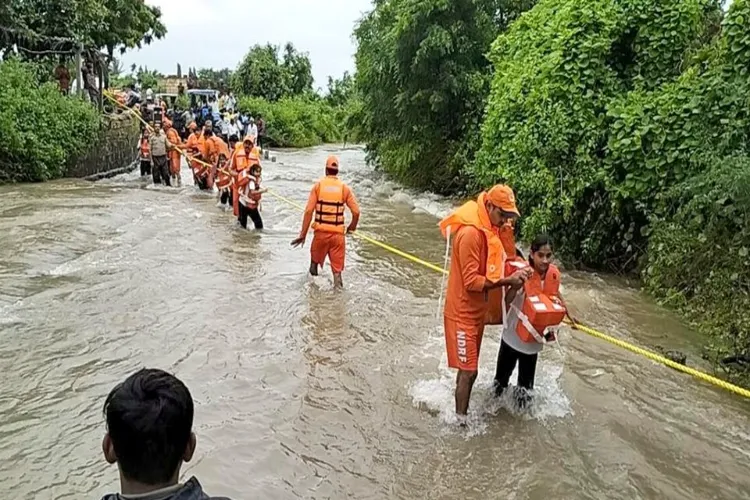 NDRF carried out rescue operations and successfully evacuated 85 individuals in Surat, Gujarat