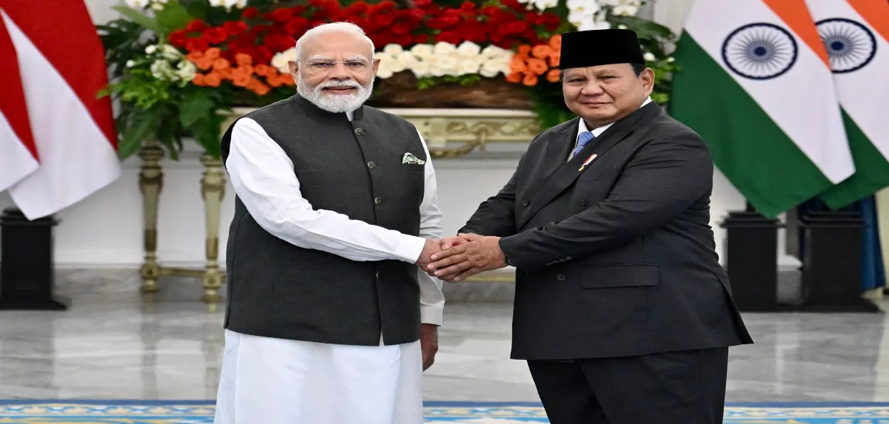 Prime Minister Narendra Modi with Indonesian  President Prabowo Subiantoat at Merdeka Palace, Jakarta President