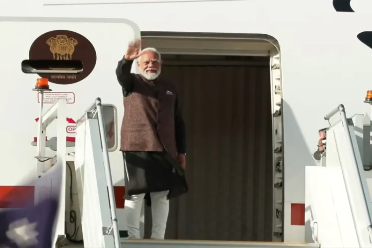 PM Modi emplanes for Auckland, New Zealand from Melbourne, Australia 