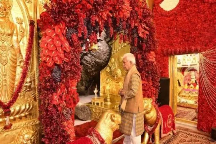 J&K Lieutenant Governor Manoj Sinha paid obeisance at the Mata Vaishno Devi shrine 