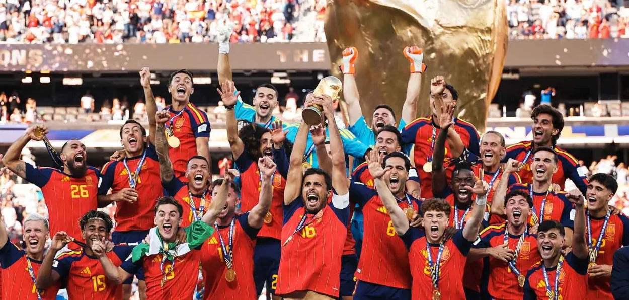 Soainish team celebrating their victory