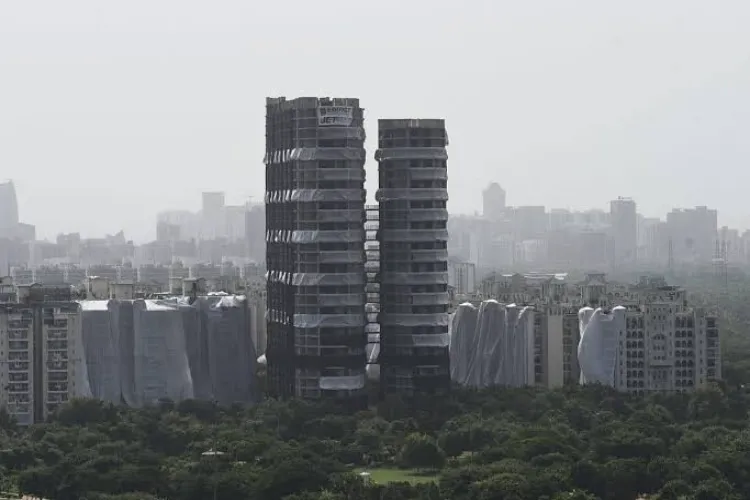  Twin-towers of real estate firm Supertech in Noida