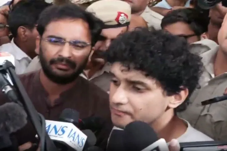 CJP's chief spokesperson Saurav Das (right) and its national spokesperson Ashutosh Ranka