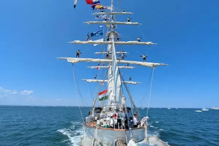 Indian Navy Sailing Ship Sudarshini 