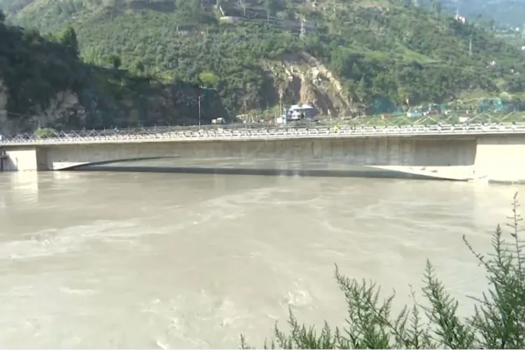 Pul Doda bridge closed for traffic after crack develops amid heavy rainfall in Doda