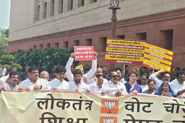 Opposition MPs protest police action on student protestors