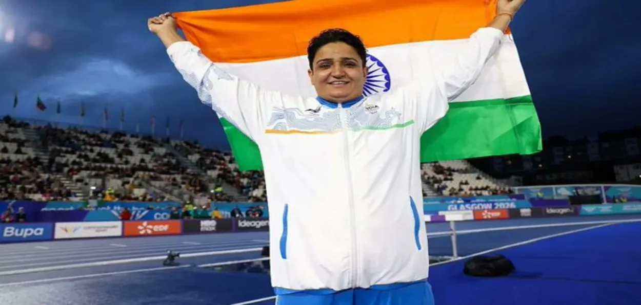 Para shot-putter Sharmila Dhankar with her CWG Gold medal