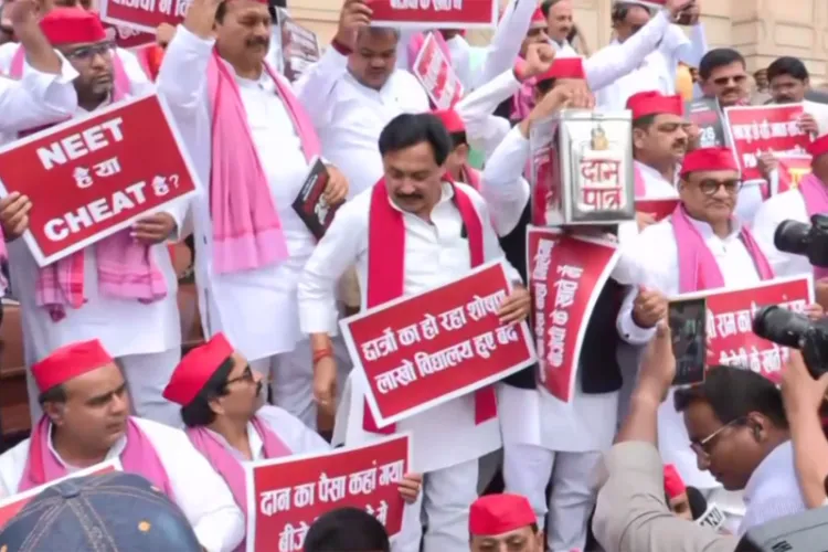 Samajwadi Party MLAs protest outside UP assembly