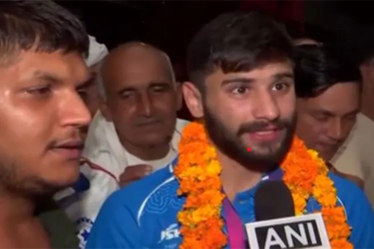 Indian pugilists Sachin Siwach
