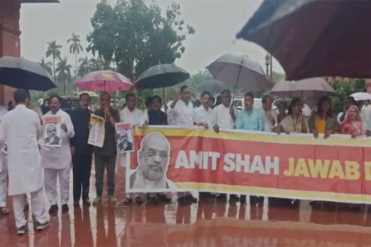 Opposition MPs protesting infront of Makar Dwar of Parliament 