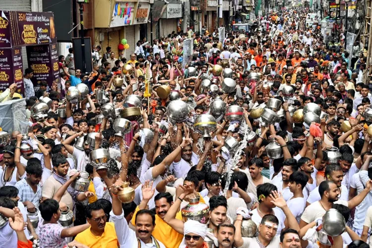 Devotees throng Shiva Temples on second Monday of Sawan