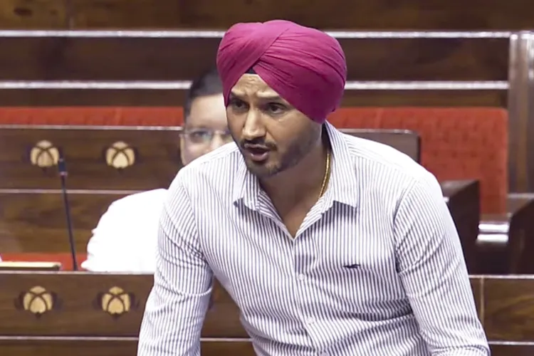 Cricketer-turned-politician Harbhajan Singh 