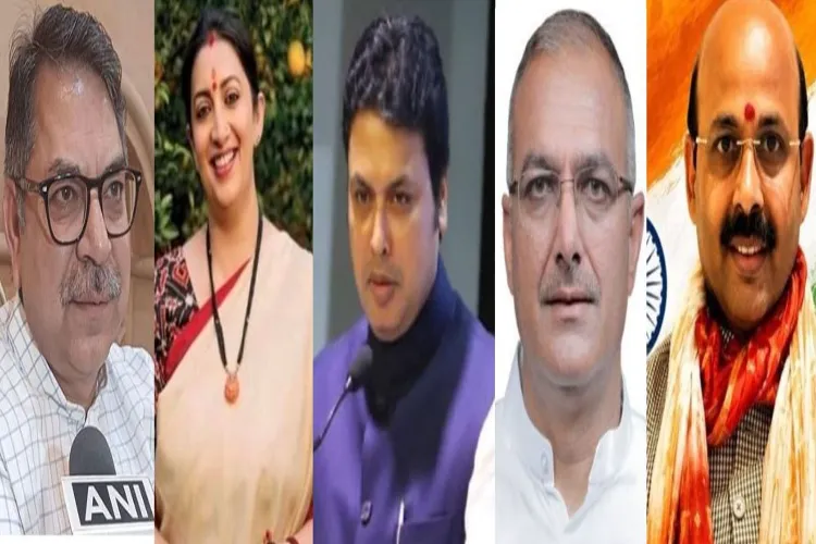BJP leaders Satish Poonia, Smriti Irani, Biplab Kumar Deb, Sanjay Bhatia, Harish Dwivedi (L to R) 
