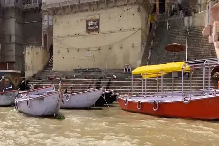 Rising water level of Ganga