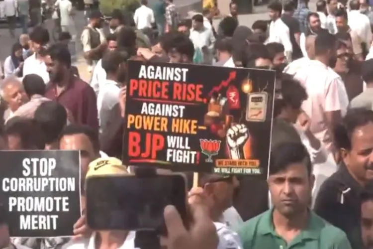BJP holds protest against Jammu and Kashmir government