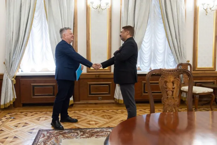 Ukraine’s First Deputy Head of the Office of the President, Sergiy Kyslytsya holds meeting with India’s Ambassador to Ukraine, Anjani Kumar 
