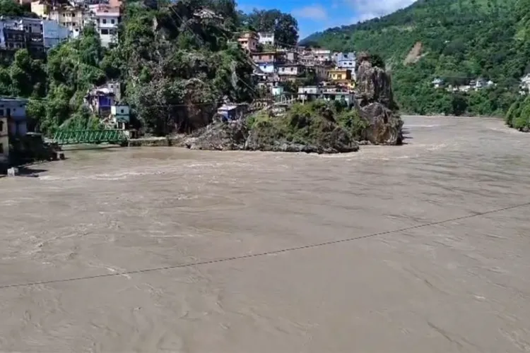 Alaknanda and Mandakini rivers rise close to warning level after heavy rainfall 