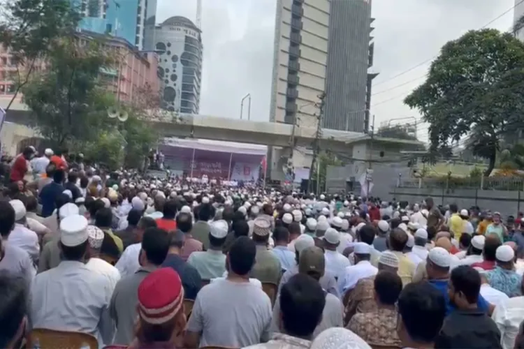 Bangladesh’s opposition parties come together in march