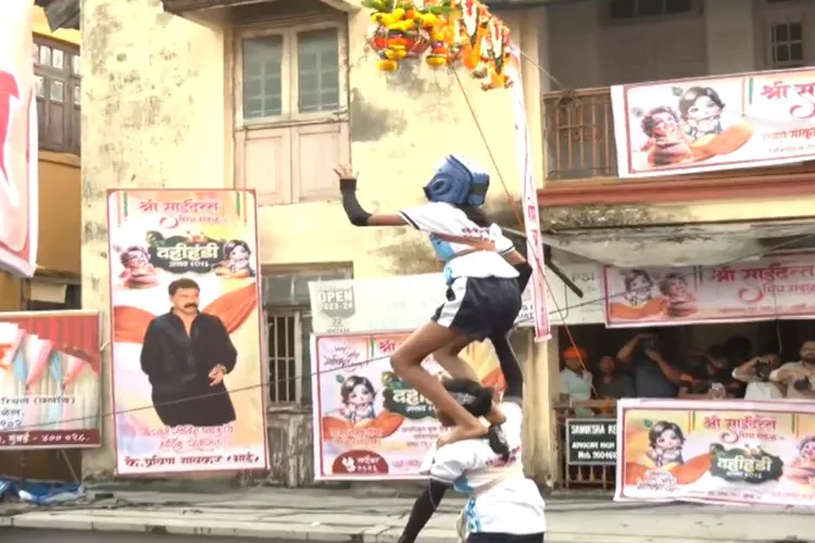 Mumbai’s women govindas participate in Dahi Handi 2026 