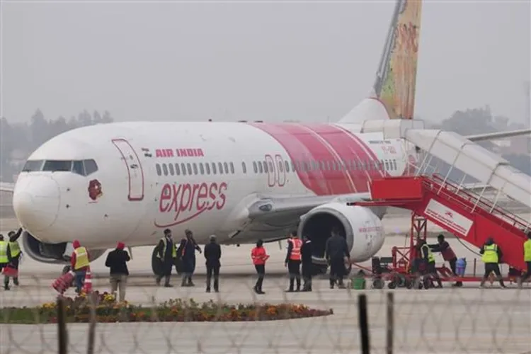 Air India Express Boeing 737 operating flight