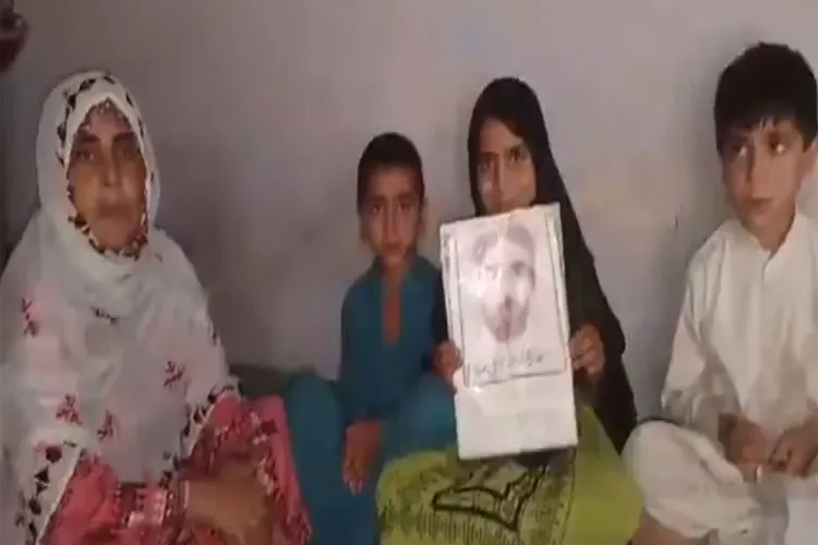 Baloch victims of enforced disappearance sit in protest