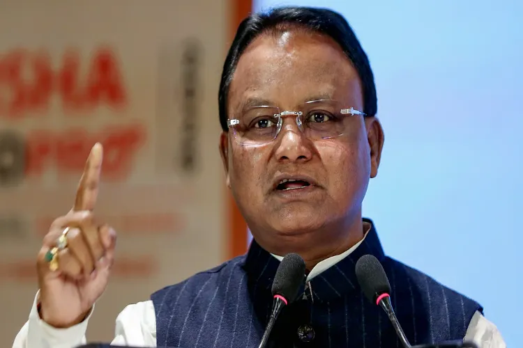 Odisha CM Majhi leaves for UAE