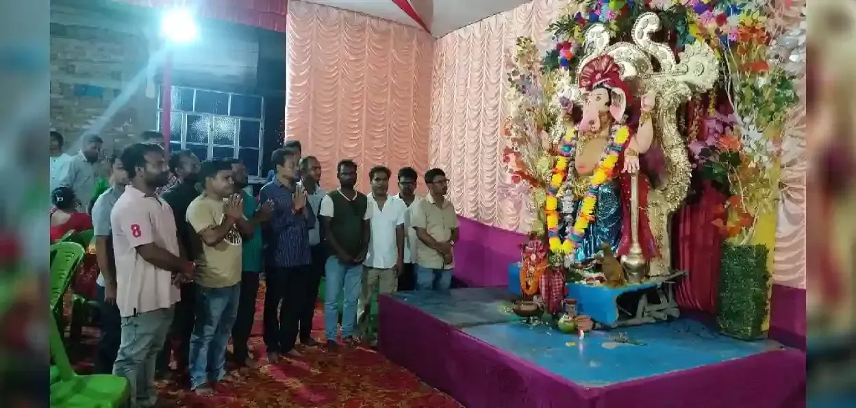 Village of Haroa in 24 Parganas offering prayers to Lord Ganesha