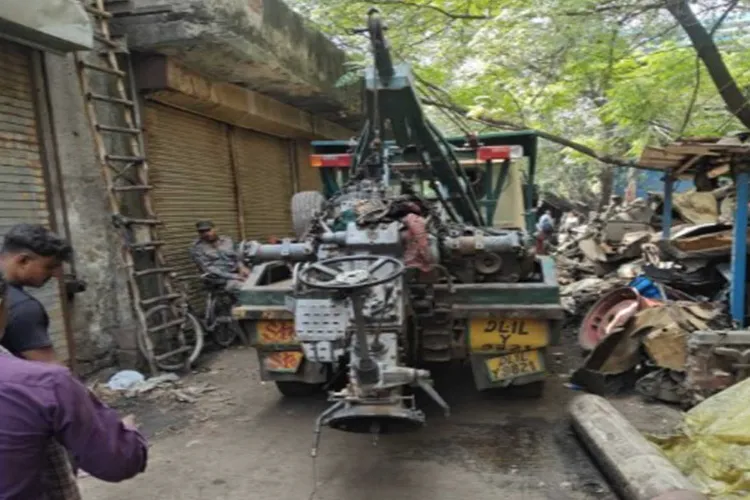 MCD conducts 41 demolition actions during city-wide enforcement drive