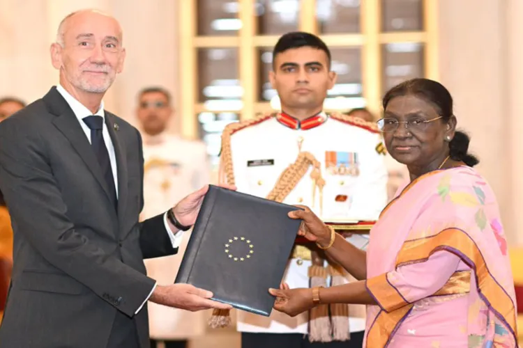 President Droupadi Murmu receives credentials from European Union Ambassador to India Jean-Eric Paquet at Rashtrapati Bhavan.