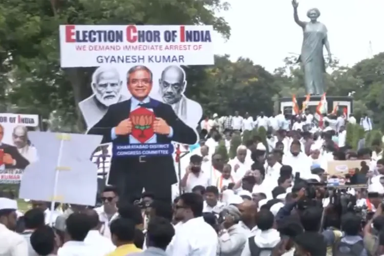 Congress protest against CEC in Hyderabad
