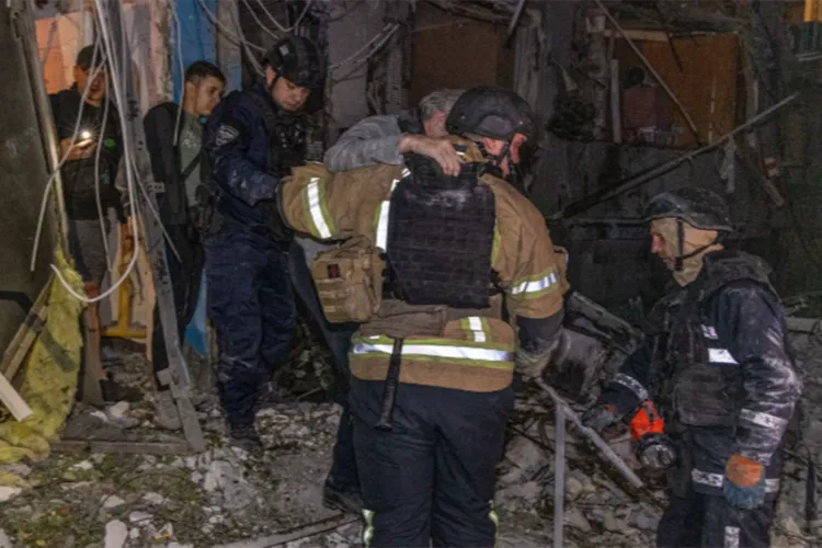 Ukraine alleges Russian strikes cause destruction