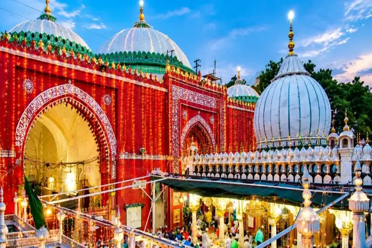 Hazrat NIzamuddin Auliya Dargah, New Delhi