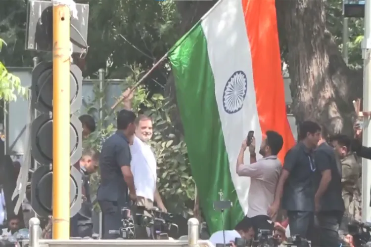 Congress leader Rahul Gandhi atop the barricades