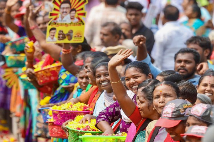 Visuals from Dharapuram during the election campaign 