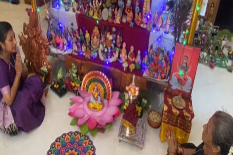 Golu dolls 