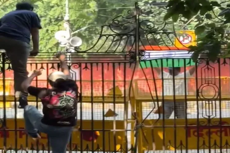 CJP activists attempt to breach Jantar Mantar 