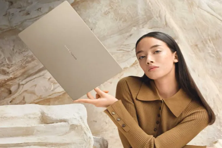 ASUS