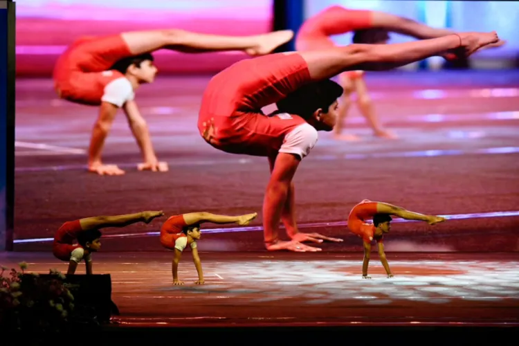 India's yogasana left the other contingents in awe. 