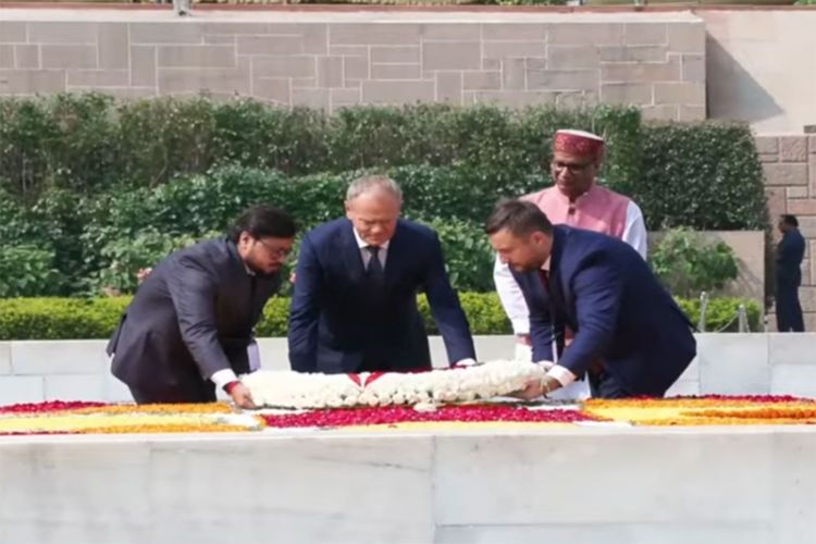 Polish PM Donald Tusk lays wreath at Raj Ghat in New Delhi