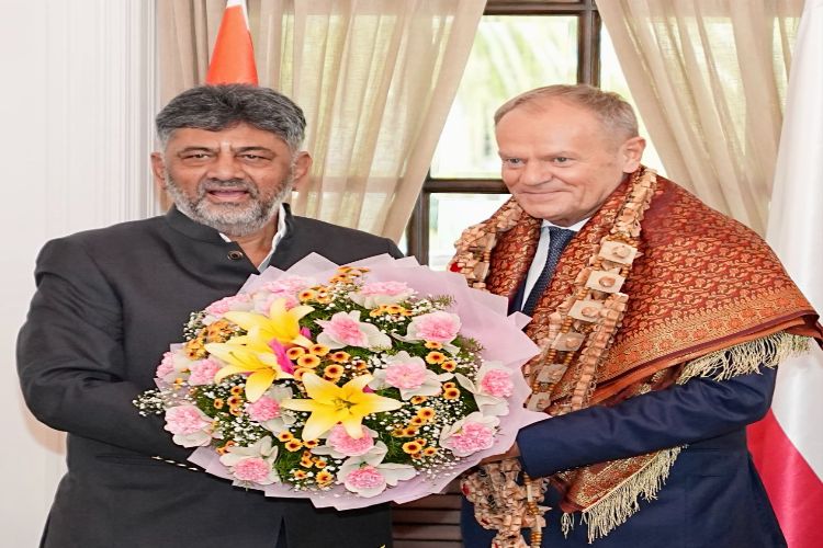 Polish Prime Minister Donald Franciszek Tusk with Karnataka Chief Minister DK Shivakumar